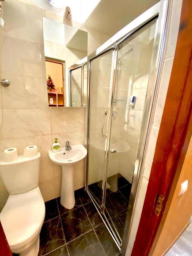 Apartment On Pekarska Street Leopoli Esterno foto